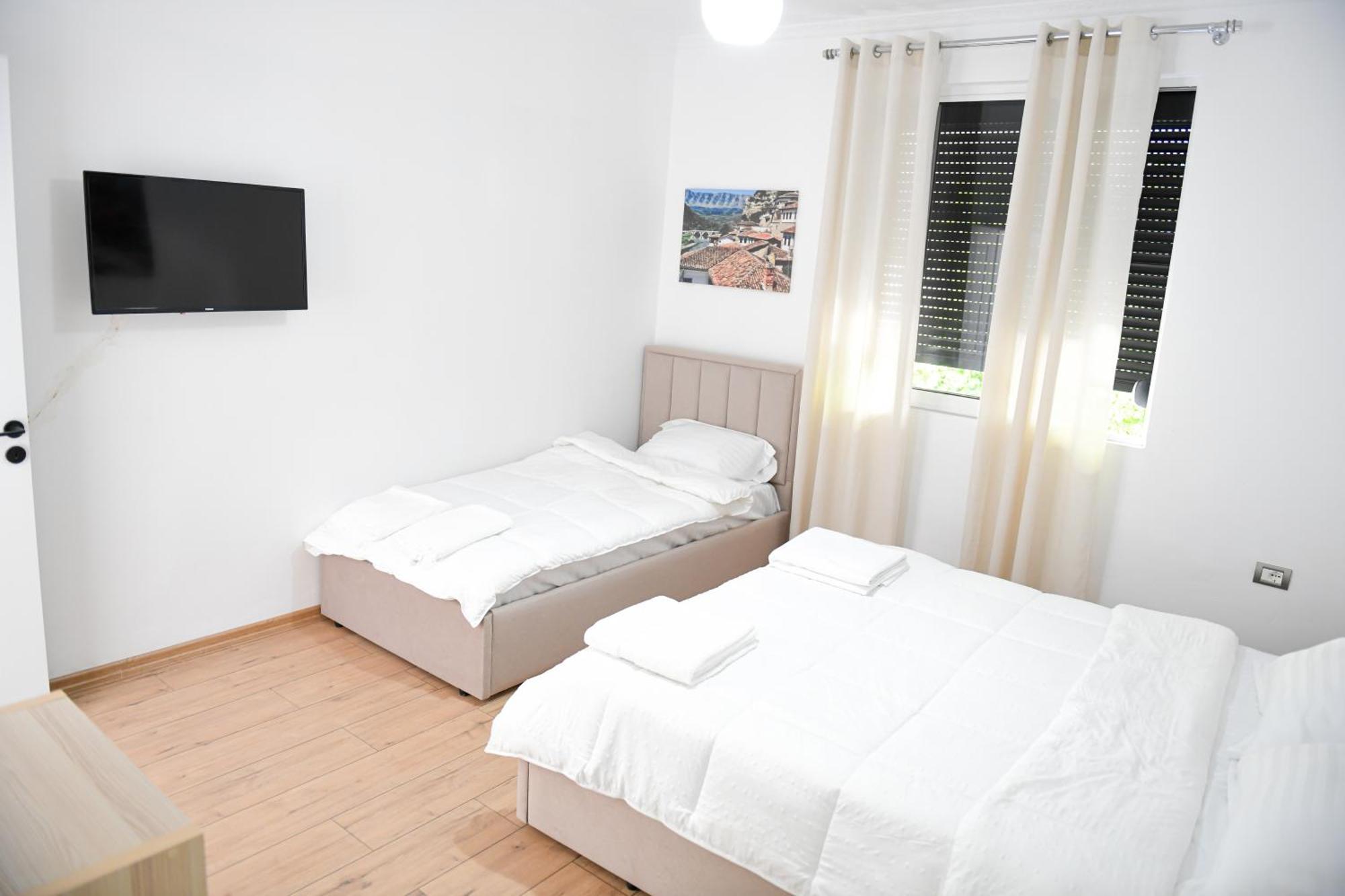 Hotel Villa Edis Берат Экстерьер фото