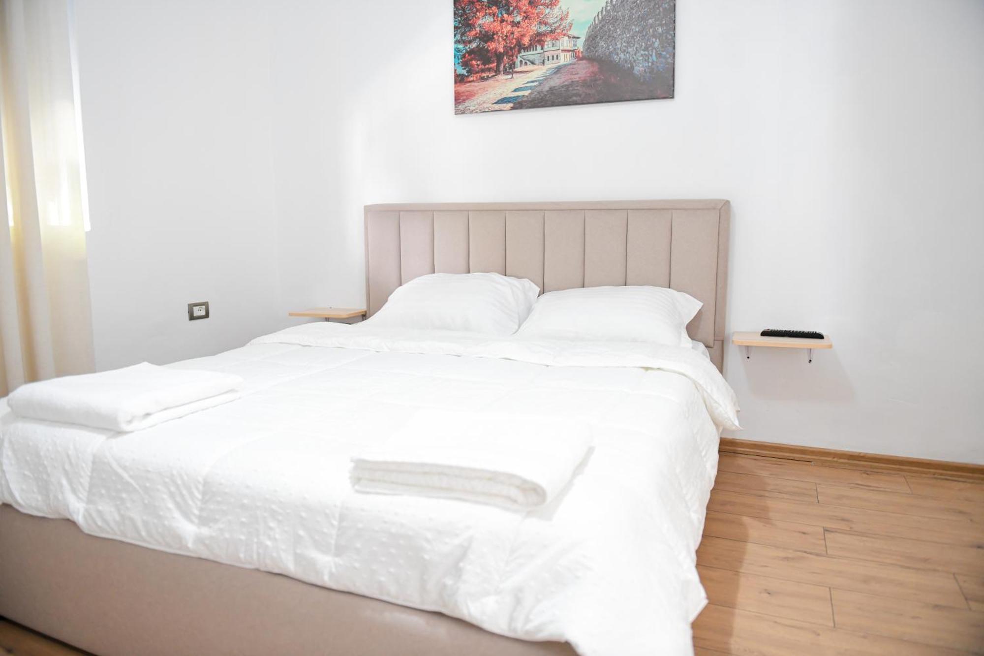Hotel Villa Edis Берат Экстерьер фото