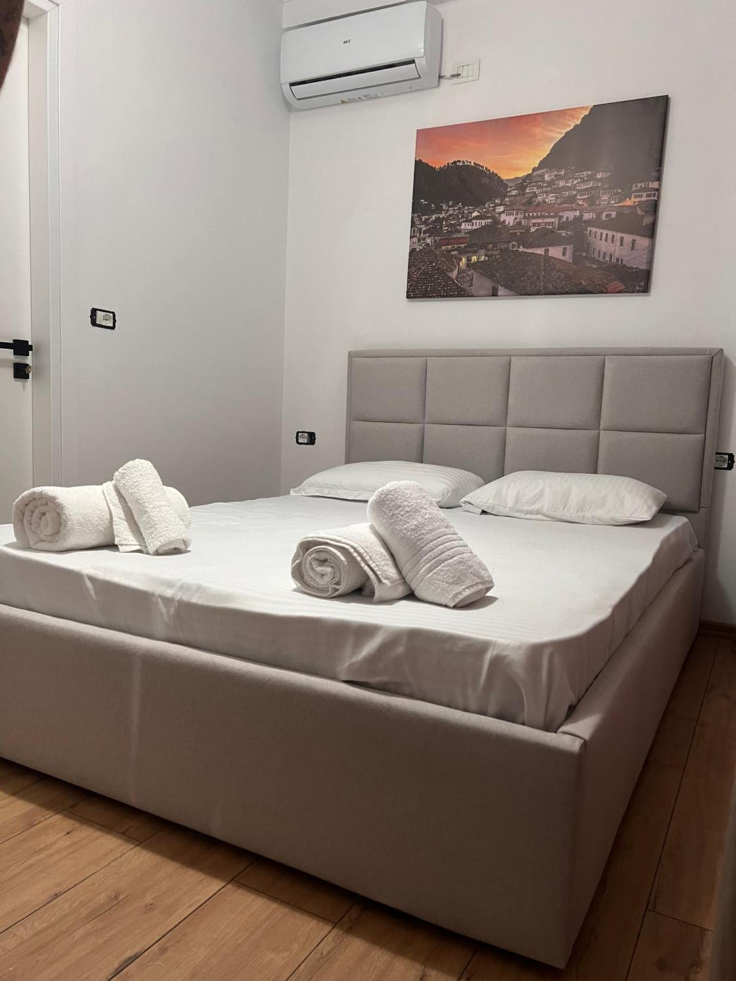 Hotel Villa Edis Берат Экстерьер фото